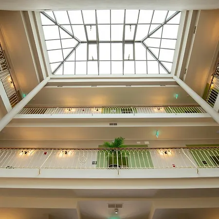 Hirscher Loft *